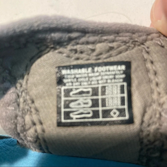 KEEN Sz 9 Anti-Odour Anatomic Footbed Waterproof Bungee Closure Outdoor Sandals - Picture 9 of 14